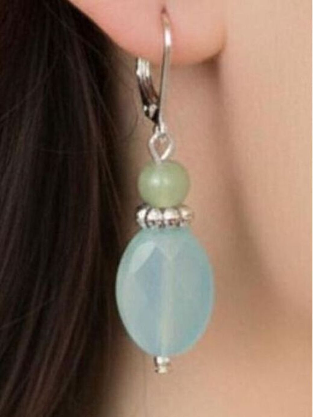 EARRINGS VTG Dangle Drop W/Green & Silver Stones/Bead On Silver Lever Back Clasp